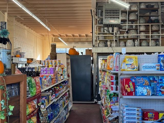 3876 3876 El Camino Real, Palo Alto CA: https://media.crmls.org/mediaz/1c8fb00c-fe81-4c57-92ee-e8e8cfb2c8b2.jpg