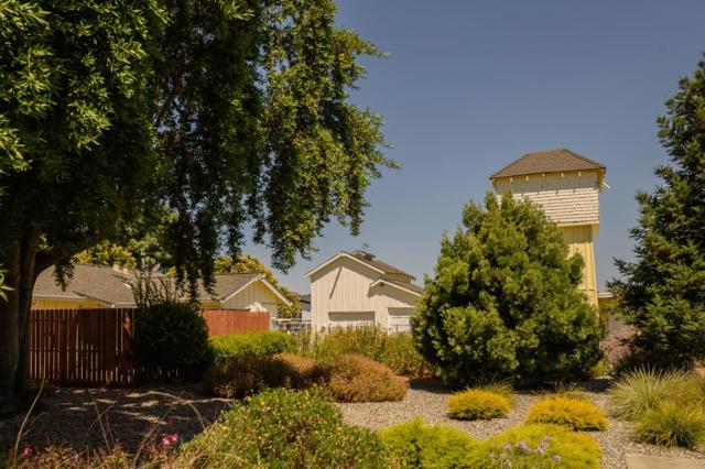 575 San Pedro Avenue, Morgan Hill CA: https://media.crmls.org/mediaz/1c90d166-f0d6-42f9-8729-110704d30530.jpg