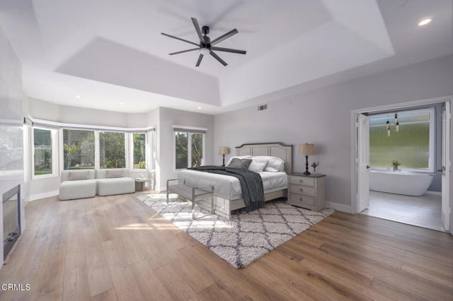 2021 Brittany Park Road, Camarillo CA: https://media.crmls.org/mediaz/1c90d255-ae8c-41ea-acb1-a18e1c1ca78e.jpg