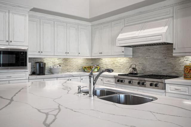 11 Alicante Circle, Rancho Mirage CA: https://media.crmls.org/mediaz/1c91baac-2b49-421e-b3d5-5425f6229f08.jpg