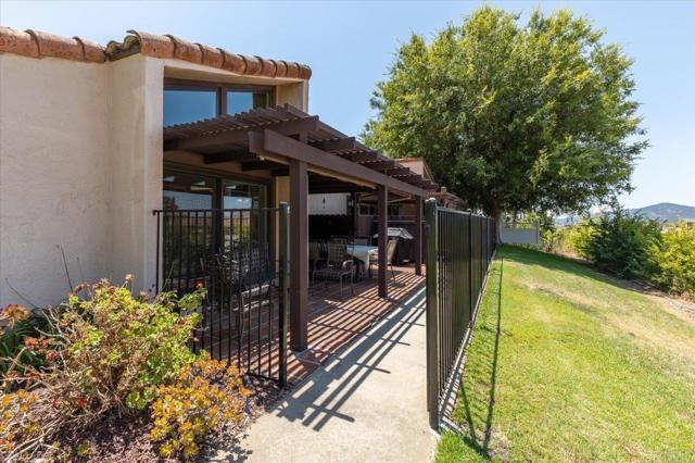 Detail Gallery Image 28 of 37 For 2035 David Dr, Escondido,  CA 92026 - 3 Beds | 2 Baths