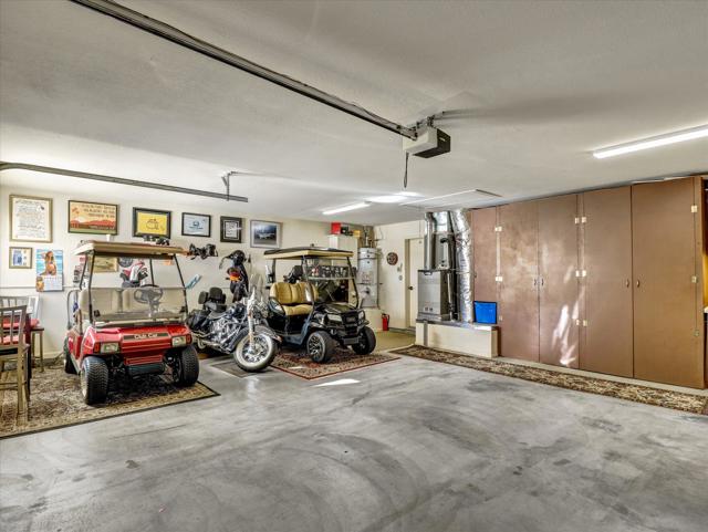 8567 Clubhouse Boulevard, Desert Hot Springs CA: https://media.crmls.org/mediaz/1c9258f6-336d-4de4-90d3-0ecfb4a53c2e.jpg