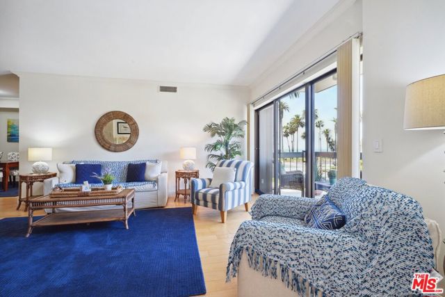 1007 Ocean Avenue, 204 photo 7