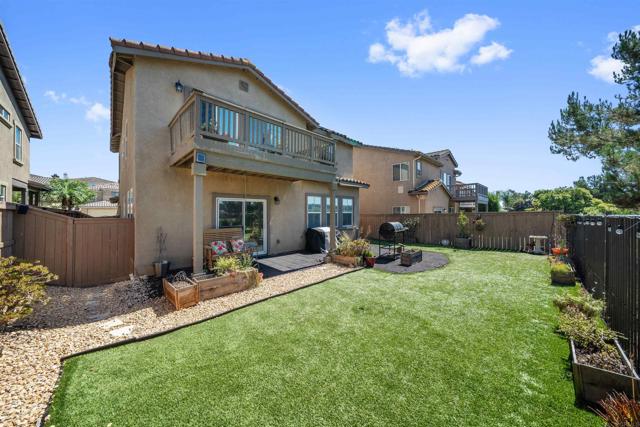 1288 Long View Drive, Chula Vista CA: https://media.crmls.org/mediaz/1c951390-4126-49a7-bd21-fbba12eadce6.jpg