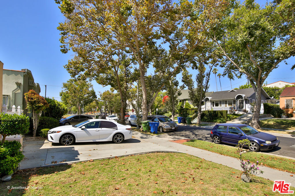 MLS #25511719 img 18