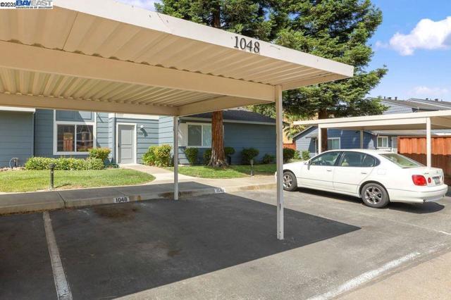 1048 Spring Valley Cmn, Livermore CA: https://media.crmls.org/mediaz/1c964998-6ea1-4833-8aa6-5f0053f386e8.jpg