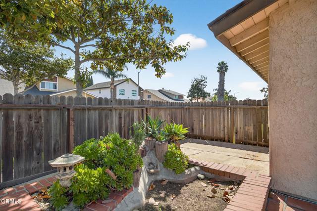 Detail Gallery Image 35 of 38 For 901 Indigo Pl, Oxnard,  CA 93036 - 3 Beds | 2 Baths