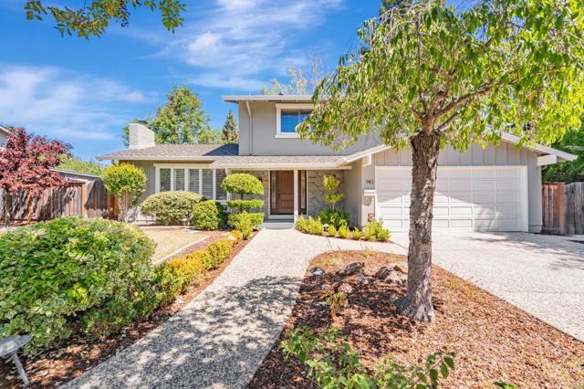 141 Cambrian View Way, Los Gatos CA: https://media.crmls.org/mediaz/1c9779f7-d3f1-4f0f-aa60-61f2dc722b81.jpg