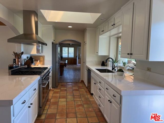 3044 Camino Cielo, Fallbrook CA: https://media.crmls.org/mediaz/1c985bac-6c75-4d6e-bcca-715baa514f2b.jpg