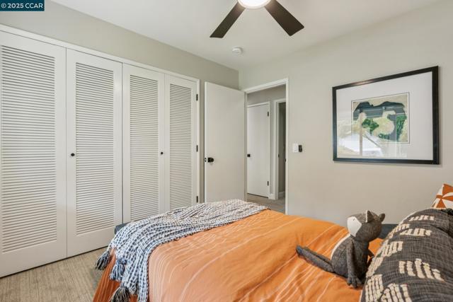 8 Southwaite Ct, Orinda CA: https://media.crmls.org/mediaz/1c988be2-e480-415b-9f96-5c163158a0dd.jpg