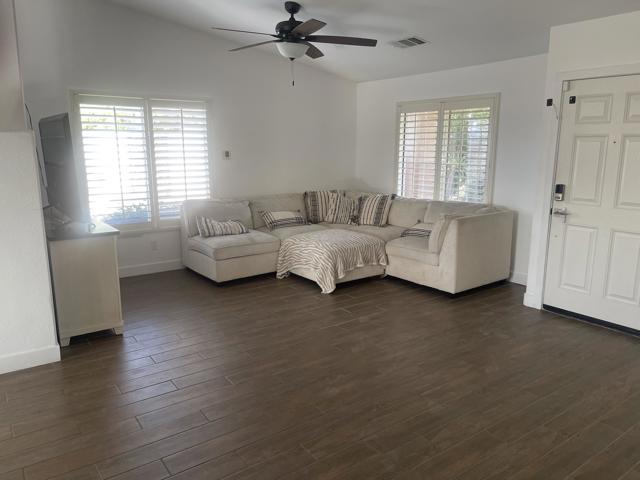 Image 15 of 17 For 81258 Avenida Esmeralda