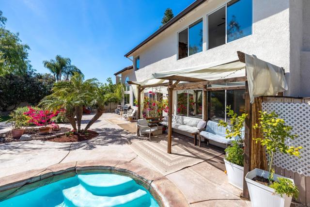 Detail Gallery Image 32 of 45 For 32147 Corte Florecita, Temecula,  CA 92592 - 5 Beds | 3 Baths