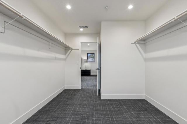 587 Creekside Court, Half Moon Bay CA: https://media.crmls.org/mediaz/1c9c7abd-e27f-48b8-b60c-818c796e87f4.jpg