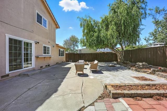 2507 Constellation Drive, Hayward CA: https://media.crmls.org/mediaz/1c9dcc0f-11ab-4cdd-9691-ec3260f41d47.jpg