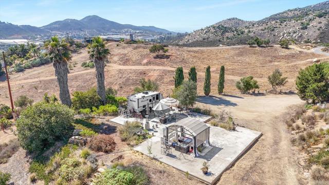 3020 22 Joni Lane, San Marcos CA: https://media.crmls.org/mediaz/1c9df93f-2eaa-4fbf-917c-e99adf8787d9.jpg