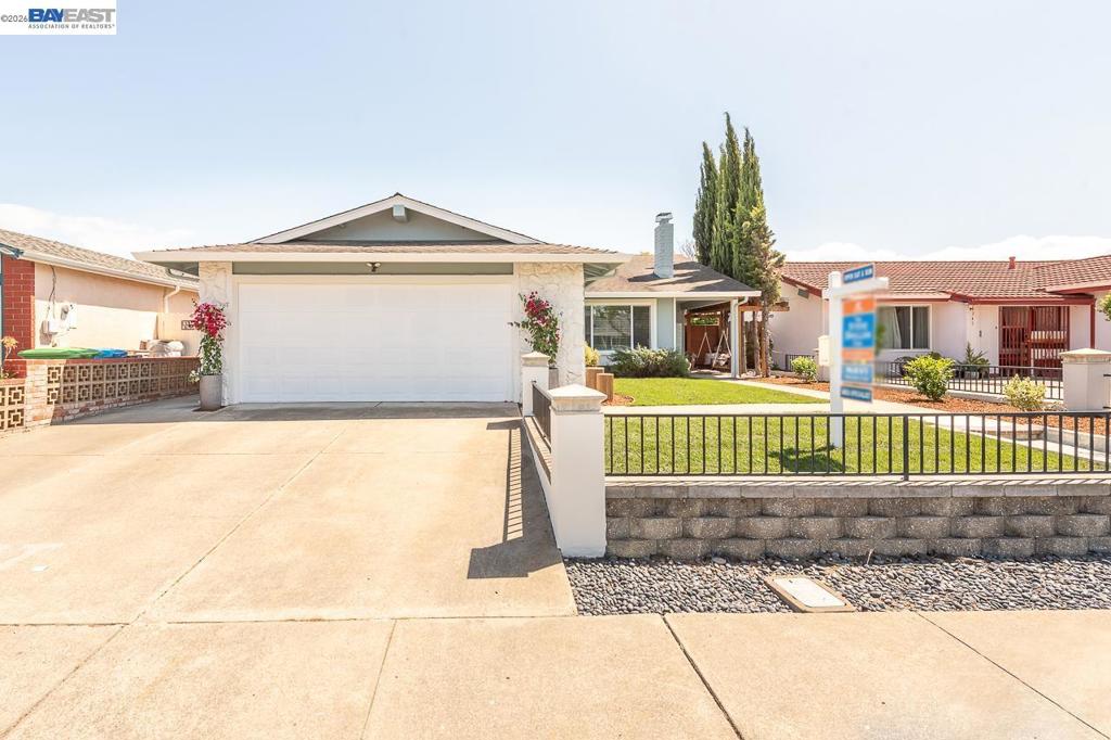 4339 Queensboro Way