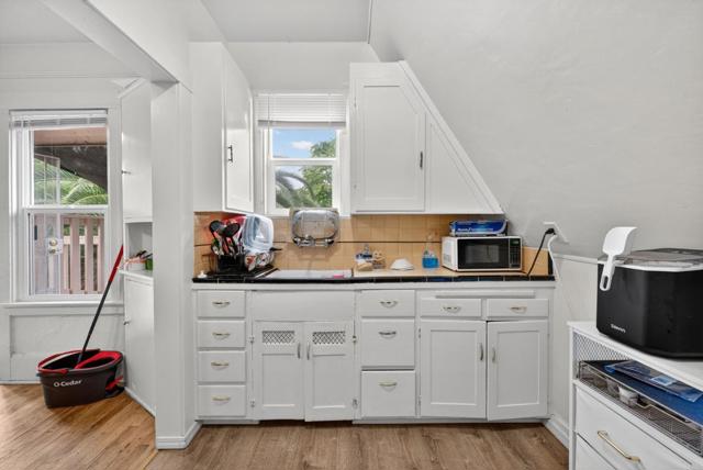 309 N 5th Street, San Jose CA: https://media.crmls.org/mediaz/1c9ea6ca-c2ae-478d-a0d0-d1dea61df43c.jpg