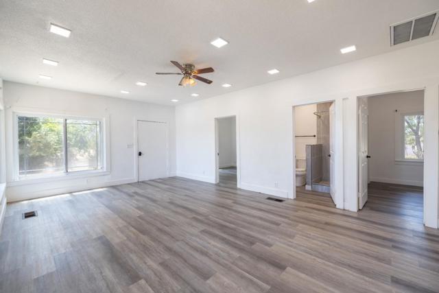 11835 Hobday Road, Wilton CA: https://media.crmls.org/mediaz/1c9ea8ac-964c-44fd-b178-2308e5d1443b.jpg