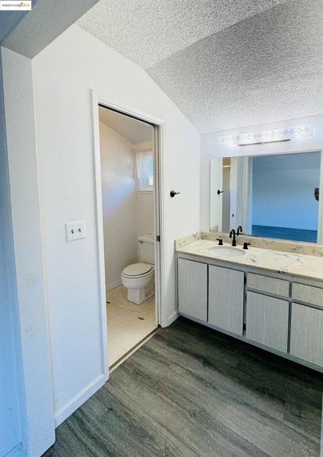 27 Barkley Court, Vallejo CA: https://media.crmls.org/mediaz/1c9eaa4f-4bbf-4403-832c-a1056508a09e.jpg