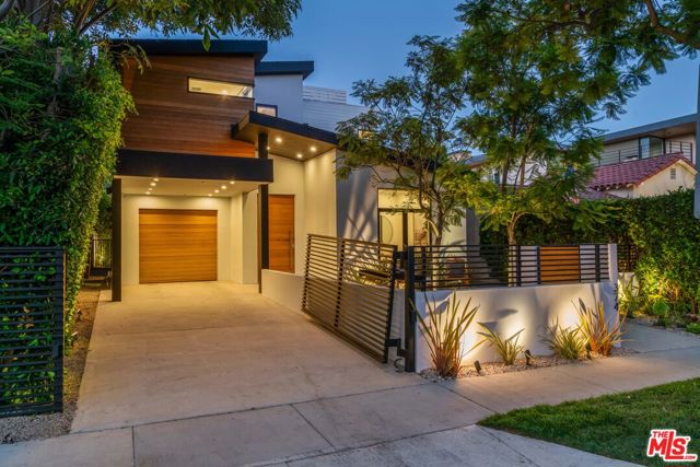 374 Huntley Drive, West Hollywood, California 90048, 4 Bedrooms Bedrooms, ,5 BathroomsBathrooms,Single Family Residence,For Sale,Huntley,24432739