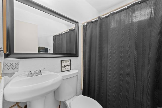 Detail Gallery Image 21 of 33 For 5088 Elkhart St, San Diego,  CA 92105 - 3 Beds | 2 Baths