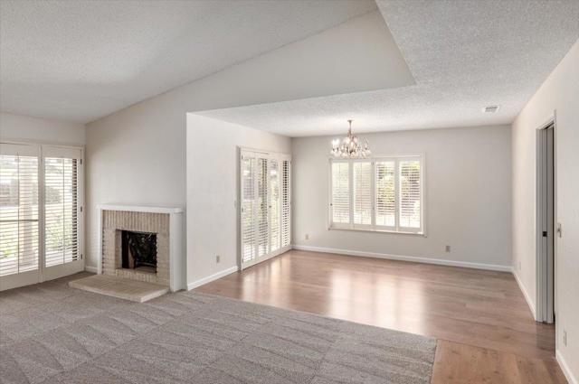 8065 Winery Court, San Jose CA: https://media.crmls.org/mediaz/1ca1e98a-35ed-4d85-b4d8-2af166f1f9ea.jpg