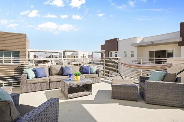 2035 Bravo Loop, Chula Vista CA: https://media.crmls.org/mediaz/1ca24f82-2317-415f-9f8b-fab31a55b2c0.jpg