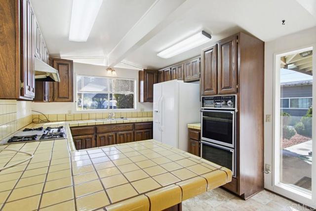 Detail Gallery Image 9 of 38 For 75 E Naples St, Chula Vista,  CA 91911 - 3 Beds | 2 Baths