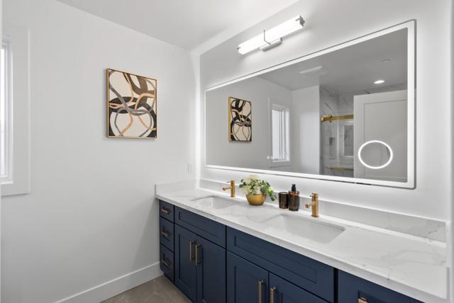 560 El Camino Real, San Carlos CA: https://media.crmls.org/mediaz/1ca30aed-5f43-4d4e-93a5-31bf4fa6deeb.jpg