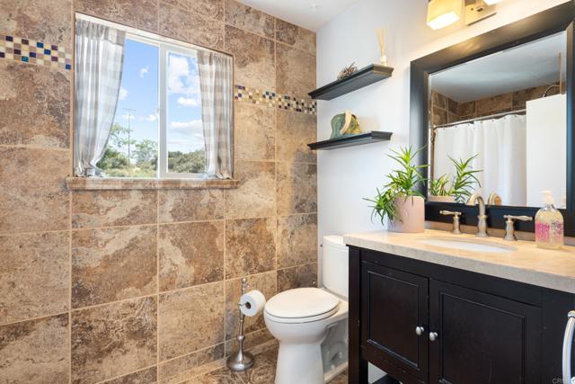 10172 Boulder Creek Road, Descanso CA: https://media.crmls.org/mediaz/1ca369ea-fb53-4690-b59c-6b342af2a3cb.jpg