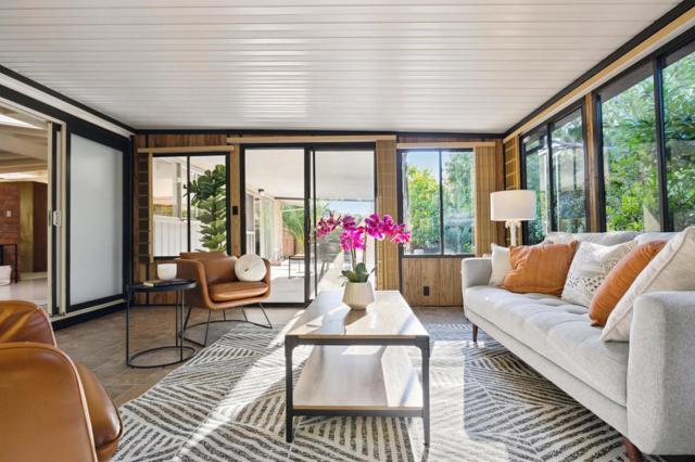 3129 Stelling Drive, Palo Alto CA: https://media.crmls.org/mediaz/1ca3c133-4e16-433a-bfd9-c08bb4f39a1f.jpg