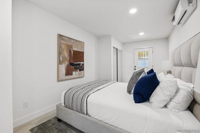 252 E Ocotillo Ave., Palm Springs CA: https://media.crmls.org/mediaz/1ca594b8-fb4a-4b20-bdbc-68c289bc4b56.jpg