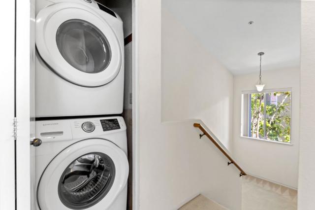 210 Commons Lane, Foster City CA: https://media.crmls.org/mediaz/1ca84010-64e4-48dc-850f-110edb0097e9.jpg