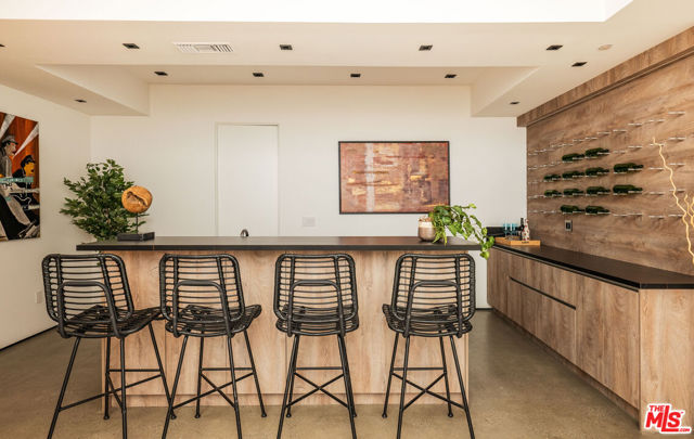 3920 Knobhill Drive, Sherman Oaks CA: https://media.crmls.org/mediaz/1ca8e754-66ba-490b-ada6-fd3d57e73b41.jpg