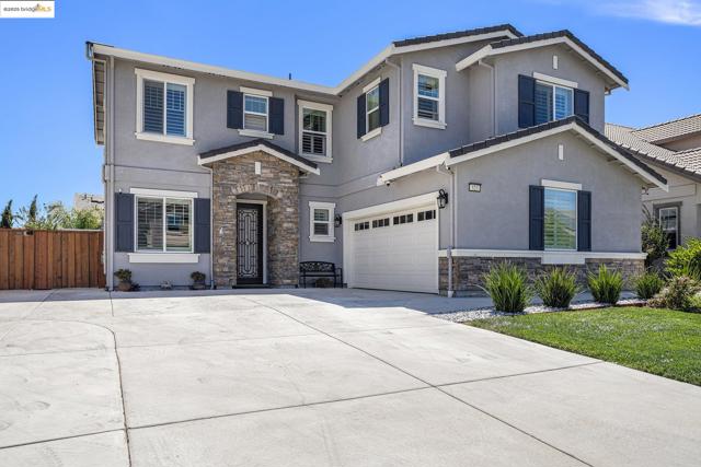 525 Stone Mountain Dr, Oakley CA: https://media.crmls.org/mediaz/1ca94cbe-23a3-466a-81af-056763062da2.jpg