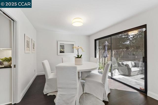 955 Camino Verde Cir, Walnut Creek CA: https://media.crmls.org/mediaz/1ca95a8c-5fc6-46ec-8766-96fd758aedf2.jpg