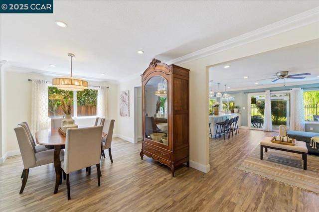 9461 Thunderbird Pl, San Ramon CA: https://media.crmls.org/mediaz/1ca960c8-1c06-4174-a7f4-e3886f1f5a2c.jpg