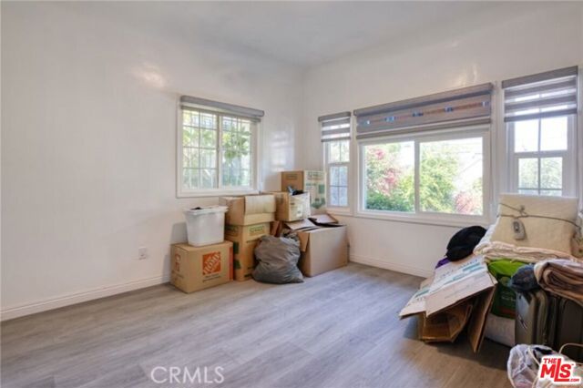 1207 S Harvard Boulevard, Los Angeles CA: https://media.crmls.org/mediaz/1caa9d5d-b6f0-473d-8297-c296a656163d.jpg