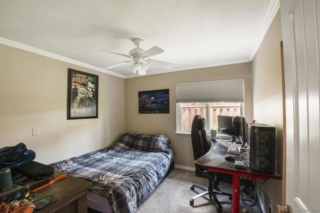 1867 Guilder Gln, Escondido CA: https://media.crmls.org/mediaz/1cab0c8e-5436-47c4-848b-7223872ebb16.jpg