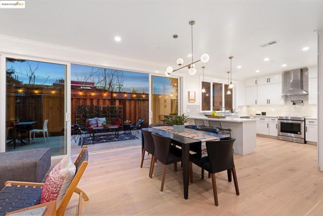 2312 Eighth St, Berkeley CA: https://media.crmls.org/mediaz/1cab1e75-f640-4569-961e-945a487b38f6.jpg