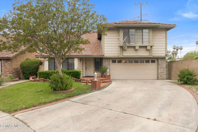 7565 Melvin Avenue, Reseda CA: https://media.crmls.org/mediaz/1cabda3f-4bdc-453b-96bd-17bb1d228ecd.jpg