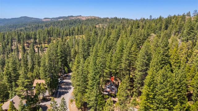29380 Lassen Drive, Cold Springs CA: https://media.crmls.org/mediaz/1cae0381-de97-4e21-9a7d-71564e5ebeac.jpg