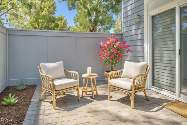 4993 Telephone Road, Ventura CA: https://media.crmls.org/mediaz/1caf6f3f-701e-4ff3-9168-3b8bf2d29a0a.jpg