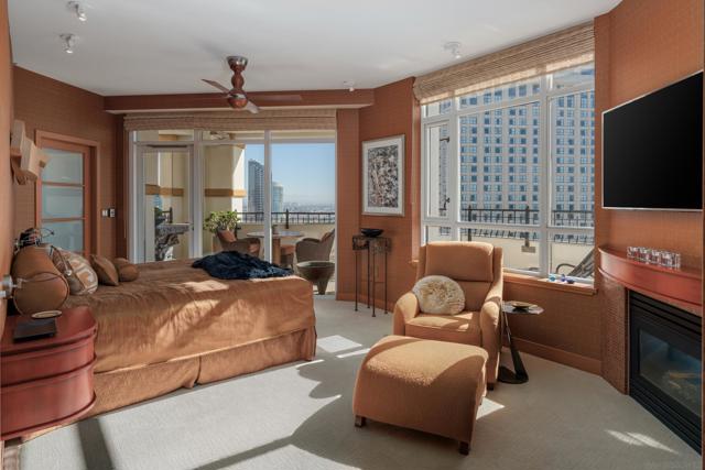 700 W Harbor Dr, San Diego CA: https://media.crmls.org/mediaz/1cb034b3-c145-42c9-9cce-ab76a147cd4c.jpg