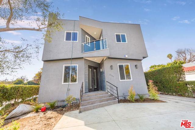 2143 Kerwood Avenue, Los Angeles CA: https://media.crmls.org/mediaz/1cb053b5-d59d-4672-9fb5-1339e4fcb6c4.jpg