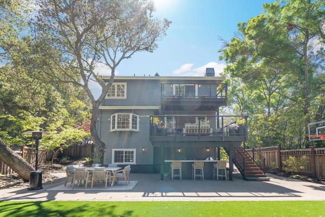 739 Oak View Way, Redwood City CA: https://media.crmls.org/mediaz/1cb1949b-bbaa-4f6f-92f2-381a1ae8a62a.jpg