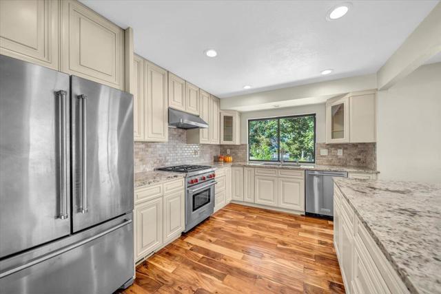 14075 Mountain Quail Road, Salinas CA: https://media.crmls.org/mediaz/1cb1db2a-f50c-4399-89b1-e98bde5a99f7.jpg