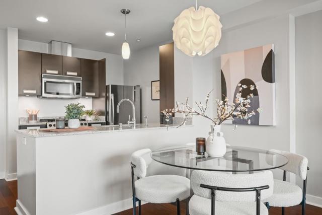 300 Berry Street, San Francisco CA: https://media.crmls.org/mediaz/1cb2a4f0-f1df-48a6-aca9-274f2488606c.jpg