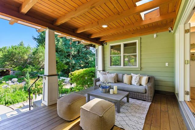 810 Glencrag Way, Woodside CA: https://media.crmls.org/mediaz/1cb3262b-bed5-4118-b05c-51c6df33a35e.jpg