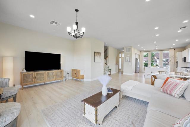 Image 13 of 63 For 3039 Ruby Avenue